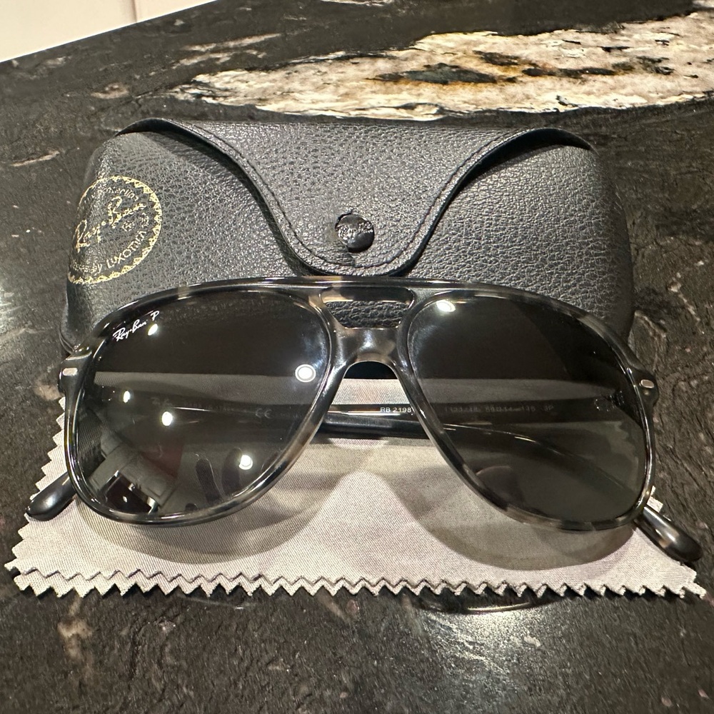 Ray-Ban RB2198 grey Havana Bill sunglasses, polarized, dark grey lenses